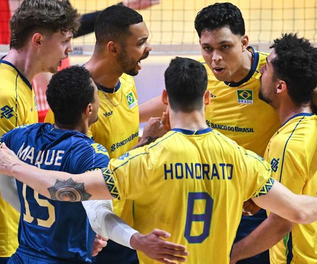 Brasil vira sobre anfitriã China e avança à semi da